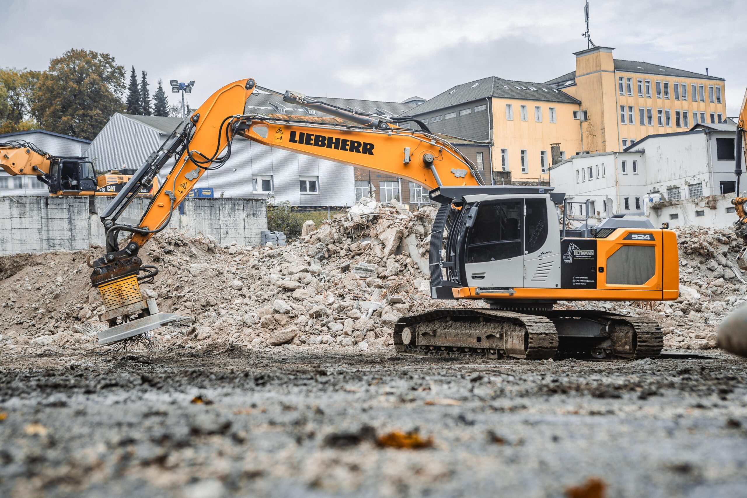 99dd11ff-e353-4fca-972a-4d9ea993913d